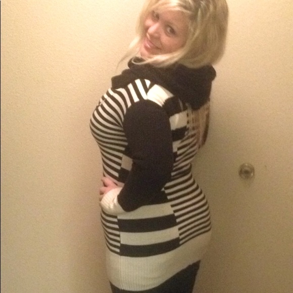 Sweaters - Long Fitted striped cowl neck tunic Sweater